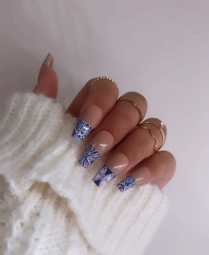 Fo’i Lole (Blue) French Tips